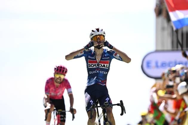 French Valentin Paret-Peintre of Soudal Quick-Step celebrates after winning stage 16 of the 2025 Tour de France cycling race, from Montpellier to Mont Ventoux (172 km), on Tuesday 22 July 2025 in France. The 112th edition of the Tour de France starts on Saturday 5 July in Lille, France, and will finish in Paris, France on the 27th of July. JASPERxJACOBS  x129791119x