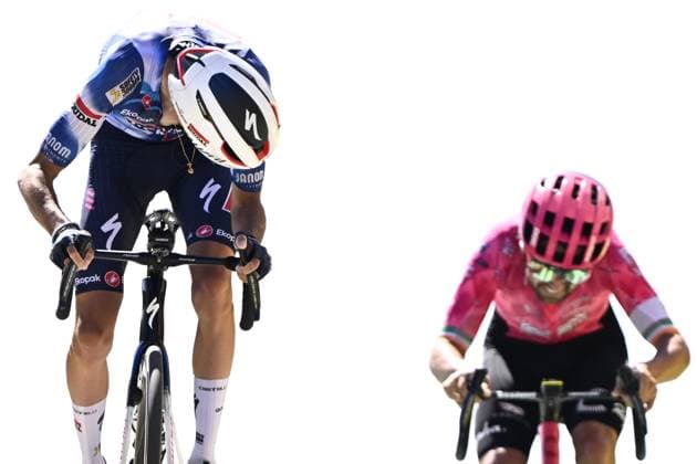 French Valentin Paret-Peintre of Soudal Quick-Step and Irish Ben Healy of EF Education-EasyPost sprint to the finish of stage 16 of the 2025 Tour de France cycling race, from Montpellier to Mont Ventoux (172 km), on Tuesday 22 July 2025 in France. The 112th edition of the Tour de France starts on Saturday 5 July in Lille, France, and will finish in Paris, France on the 27th of July. JASPERxJACOBS  x129795222x