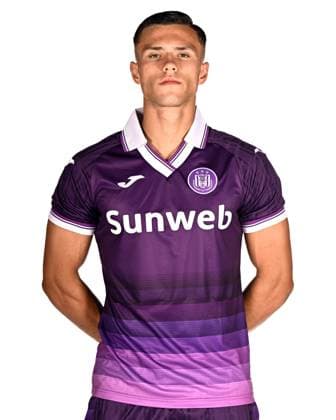 RSC Anderlecht Media Activities 22 07 2025 NEERPEDE, BELGIUM - JULY 22 : Simic Jan-Carlo defender of RSC Anderlecht pictured during a photoshoot during the RSC Anderlecht mediaday ahead of the Jupiler Pro League 2025-2026 season on July 22, 2025 in Neerpede, Belgium, 22 07 2025  Copyright: xTomasxSiskx