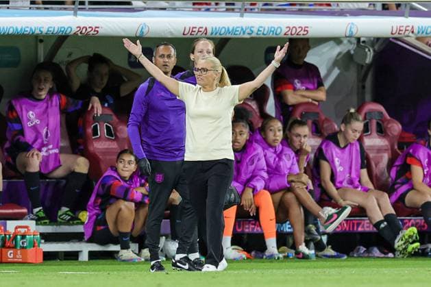 CALCIO - UEFA Campionato Europeo - UEFA Women s EURO 2025 - Semifinal - England vs Italy Headcoach Sarina Wiegman (England) during the UEFA Womens EURO 2025 Semi-finals match between England and Italy at Stade de Geneve in Geneve, Switzerland. Lancy Switzerland  Copyright: xIPAxSport ABACAx