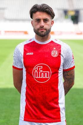 Jose-Enrique Rios Alonso; Rot-Weiss Essen; 3.Liga, Porträttermin 2025 2026, 22.07.2025 Nordrhein-Westfahlen Deutschland
