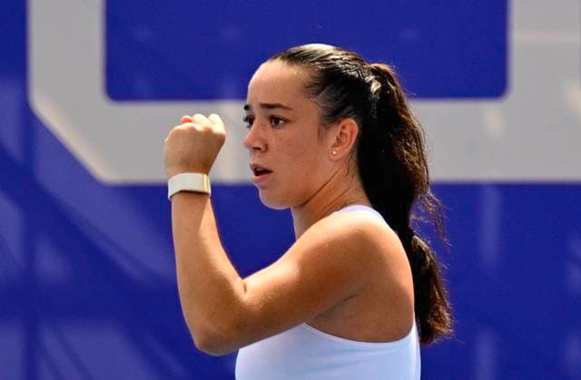 Czech tennis player Tereza Valentova playes against Rebecca Sramkova of Slovakia at the WTA, Tennis Damen Livesport Prague Open 2025 on the courts of TK Sparta Prague, in Prague, Czech Republic, on July 23, 2025. (CTKxPhoto RomanxVondrous) CTKPhotoP2025072303624  CTKPhotoP2025072303624