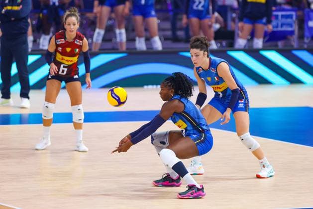 LODZ 23.07.2025 SIATKOWKA KOBIET LIGA NARODOW 2025 - MECZ CWIERCFINALOWY: WLOCHY - USA --- WOMENS VOLLEYBALL NATIONS LEAGUE 2025 FINALS - QUARTERFINAL MATCH IN LODZ: ITALY - USA MONICA DE GENNARO MYRIAM FATIME SYLLA ALICE CARLOTTA DEGARDI FOT. ANNA KLEPACZKO FOTOPYK NEWSPIX.PL --- newspix.pl 