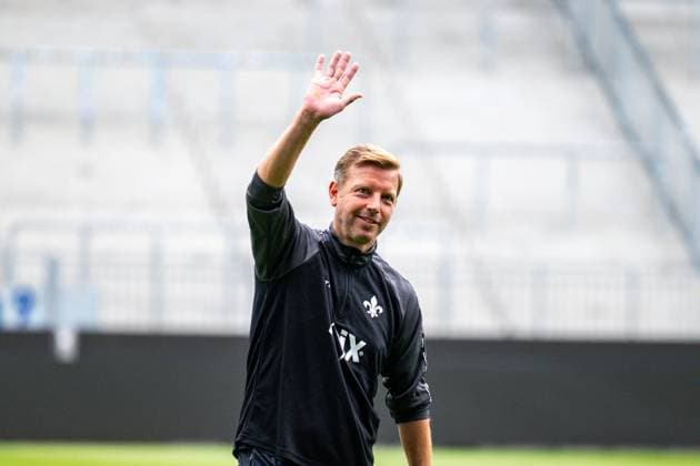 Florian Kohfeldt (SV Darmstadt 98, Trainer) gestikuliert, SV Darmstadt 98, Fussball, Saisoneröffnung mit Öffentlichen Training, 23.07.2025 SV Darmstadt 98, Fussball, Saisoneröffnung mit Öffentlichen Training, 23.07.2025 Darmstadt