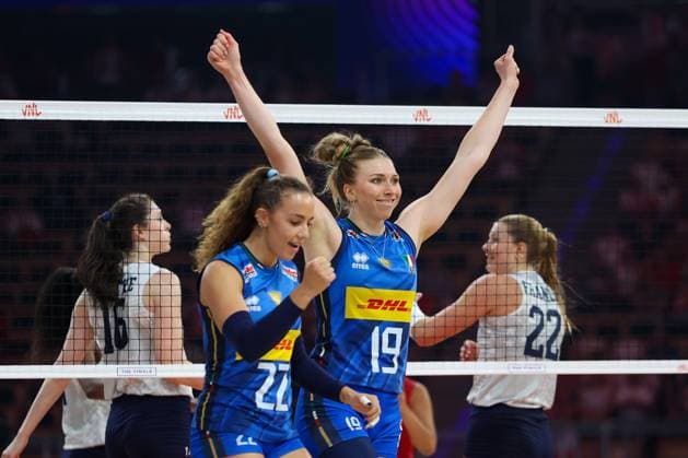 LODZ 23.07.2025 SIATKOWKA KOBIET LIGA NARODOW 2025 - MECZ CWIERCFINALOWY: WLOCHY - USA --- WOMENS VOLLEYBALL NATIONS LEAGUE 2025 FINALS - QUARTERFINAL MATCH IN LODZ: ITALY - USA GAIA GIOVANNINI SARAH LOUISA FAHR FOT. ANNA KLEPACZKO FOTOPYK NEWSPIX.PL --- newspix.pl 