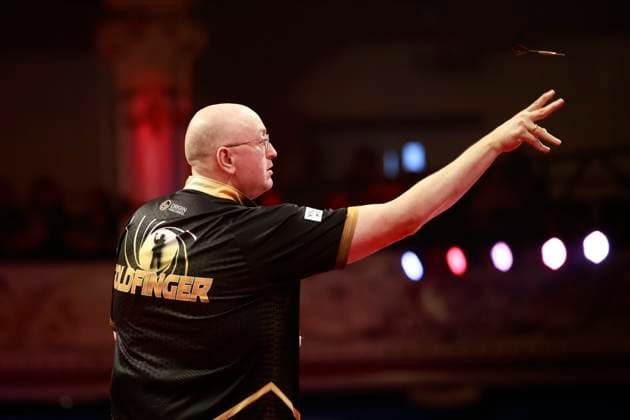 23 07 2025. World Matchplay Darts Andrew Gilding during the Betfred World Matchplay Darts at Winter Gardens, Blackpool, United Kingdom on 23 July 2025. Blackpool Winter Gardens Scotland United Kingdom Editorial use only , Copyright: xStephenxDobsonx PSI-22380-0186