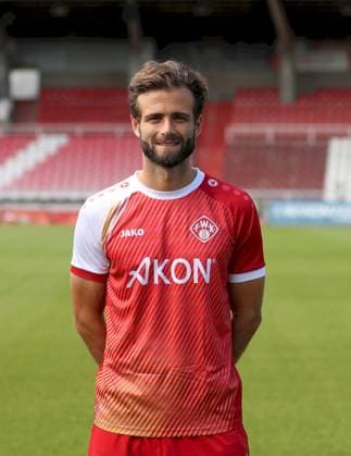 24.07.2025, Regionalliga Bayern, FC Wuerzburger Kickers, Regionalliga Bayern, Portraettermin 2025 2026 v.li.: Daniel Haegele (FC Wuerzburger Kickers), Einzelbild, Portrait, Hochformat Wuerzburg AKON ARENA Bayern Deutschland