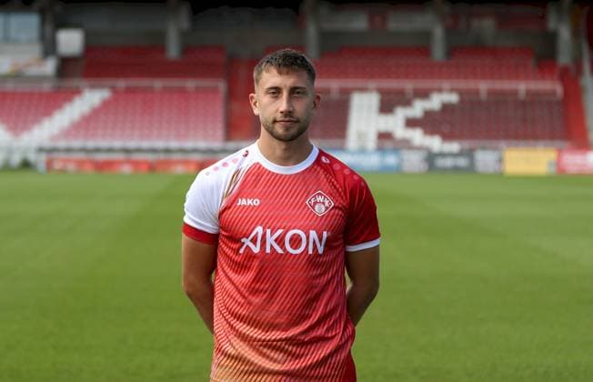24.07.2025, Regionalliga Bayern, FC Wuerzburger Kickers, Regionalliga Bayern, Portraettermin 2025 2026 v.li.: Dominik Meisel (FC Wuerzburger Kickers), Einzelbild, Portrait, Querformat Wuerzburg AKON ARENA Bayern Deutschland
