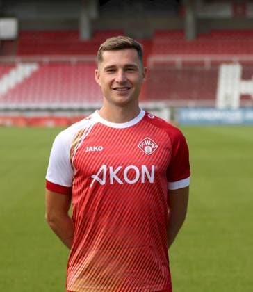 24.07.2025, Regionalliga Bayern, FC Wuerzburger Kickers, Regionalliga Bayern, Portraettermin 2025 2026 v.li.: Tim Kraus (FC Wuerzburger Kickers), Einzelbild, Portrait, Hochformat Wuerzburg AKON ARENA Bayern Deutschland