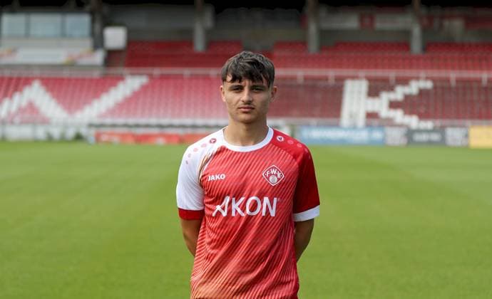 24.07.2025, Regionalliga Bayern, FC Wuerzburger Kickers, Regionalliga Bayern, Portraettermin 2025 2026 v.li.: Mustafa Zekiroski (FC Wuerzburger Kickers), Einzelbild, Portrait, Querformat Wuerzburg AKON ARENA Bayern Deutschland