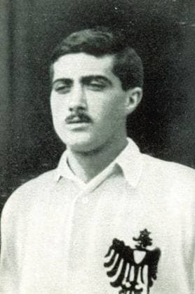 Fussball Deutschland U.B.z. Nationalspieler Erich Massini ca. 1900er Jahre Kicker Bilderwerk von 1938 -Archiv !ACHTUNG AUFNAHMEDATUM GESCHÄTZT! *** Football Germany u B Z National player Erich Massini Approx 1900s Years Kicker Artwork from 1938 Archive ATTENTION date estimated !ACHTUNG AUFNAHMEDATUM GESCHÄTZT!