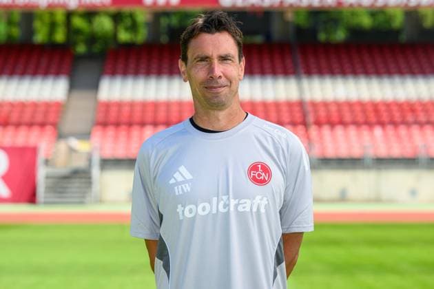 23.07.2025 - 1. FC Nürnberg FCN ( Club ) - 2. Fussball Bundesliga BL - Saison 2025 2026 - Fototermin Porträttermin Vorstellung Präsentation Pressetermin - - Einzelbild Einzelfoto Portrait Porträt Kopfbild - Johannes Hannes Wieber ( Head Of Performance 1. FC Nürnberg FCN )