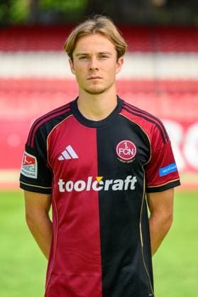 23.07.2025 - 1. FC Nürnberg FCN ( Club ) - 2. Fussball Bundesliga BL - Saison 2025 2026 - Fototermin Porträttermin Vorstellung Präsentation Pressetermin - - Einzelbild Einzelfoto Portrait Porträt Kopfbild - Caspar Jander (20, 1. FC Nürnberg FCN )