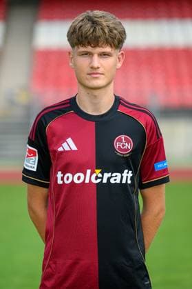 23.07.2025 - 1. FC Nürnberg FCN ( Club ) - 2. Fussball Bundesliga BL - Saison 2025 2026 - Fototermin Porträttermin Vorstellung Präsentation Pressetermin - - Einzelbild Einzelfoto Portrait Porträt Kopfbild - Kristian Mandic (36, 1. FC Nürnberg FCN )