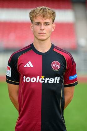 23.07.2025 - 1. FC Nürnberg FCN ( Club ) - 2. Fussball Bundesliga BL - Saison 2025 2026 - Fototermin Porträttermin Vorstellung Präsentation Pressetermin - - Einzelbild Einzelfoto Portrait Porträt Kopfbild - Eric Porstner (41, 1. FC Nürnberg FCN )