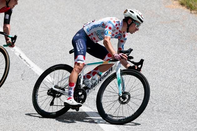 Tour de France 2025 Stage 18 COURCHEVEL COL DE LA LOZE, FRANCE - JULY 24 : Martinez Lenny (FRA) of Bahrain - Victorious during stage 18 of the 112th edition of Tour de France an UCI World Tour 2.UWT cycling road race stage for Men Elite of 171 km with start in Vif and finish in Courchevel Col de la Loze on July 24, 2025 in Courchevel Col de la Loze, France, 24 07 2025 ( Motordriver Kenny Verfaillie - Courchevel Col de la Loze France  Copyright: xLucaxBettinix