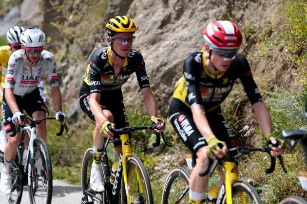 Tour de France 2025 Stage 18 COURCHEVEL COL DE LA LOZE, FRANCE - JULY 24 : Kuss Sepp (USA) of Team Visma Lease a Bike, Vingegaard Jonas (DEN) of Team Visma Lease a Bike during stage 18 of the 112th edition of Tour de France an UCI World Tour 2.UWT cycling road race stage for Men Elite of 171 km with start in Vif and finish in Courchevel Col de la Loze on July 24, 2025 in Courchevel Col de la Loze, France, 24 07 2025 ( Motordriver Kenny Verfaillie - Courchevel Col de la Loze France  Copyright: xLucaxBettinix