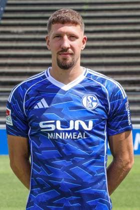 24.07.2025, Fussball, 2. Bundesliga, Saison 2025 2026, FC Schalke 04, Janik Bachmann (FC Schalke 04) Gelsenkirchen Parkstadion NRW Deutschland xRHR-FOTO TRx