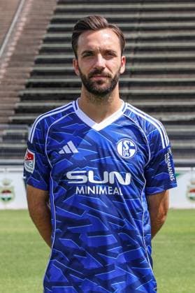 24.07.2025, Fussball, 2. Bundesliga, Saison 2025 2026, FC Schalke 04, Kenan Karaman (FC Schalke 04) Gelsenkirchen Parkstadion NRW Deutschland xRHR-FOTO TRx