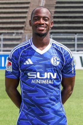24.07.2025, Fussball, 2. Bundesliga, Saison 2025 2026, FC Schalke 04, Christopher Antwi-Adjei (FC Schalke 04) Gelsenkirchen Parkstadion NRW Deutschland xRHR-FOTO TRx
