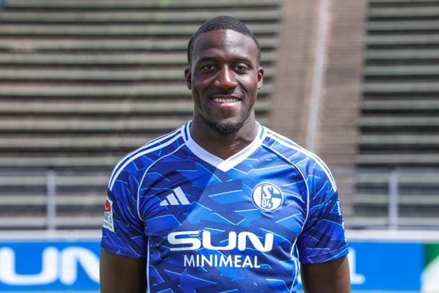 24.07.2025, Fussball, 2. Bundesliga, Saison 2025 2026, FC Schalke 04, Bryan Lasme (FC Schalke 04) Gelsenkirchen Parkstadion NRW Deutschland xRHR-FOTO TRx