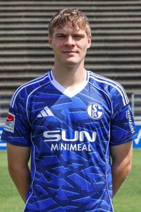 24.07.2025, Fussball, 2. Bundesliga, Saison 2025 2026, FC Schalke 04, Emil Hojlund Hojlund (FC Schalke 04) Gelsenkirchen Parkstadion NRW Deutschland xRHR-FOTO TRx