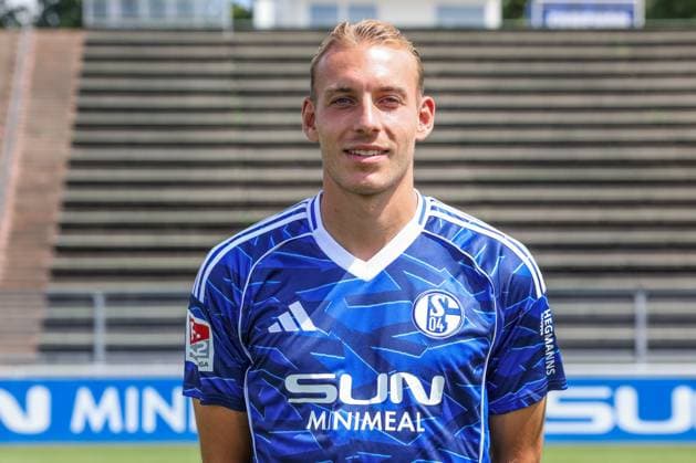 24.07.2025, Fussball, 2. Bundesliga, Saison 2025 2026, FC Schalke 04, Timo Becker (FC Schalke 04) Gelsenkirchen Parkstadion NRW Deutschland xRHR-FOTO TRx