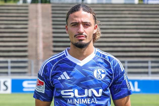 24.07.2025, Fussball, 2. Bundesliga, Saison 2025 2026, FC Schalke 04, Taylan Bulut (FC Schalke 04) Gelsenkirchen Parkstadion NRW Deutschland xRHR-FOTO TRx