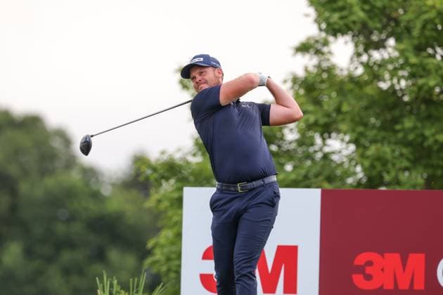 July 24th, 2025: Danny Willett of England hits his shot on the first tee during the first round of the 3M Open 2025 at TPC Twin Cities on July 24, 2025 in Blaine, Minnesota. -CSM Blaine USA - ZUMAc04_ 20250724_zma_c04_002 Copyright: xStevenxGarciax