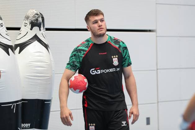24.07.2025, xgox, Handball - Daikin HBL SC Magdeburg - Trainingsauftakt Saison 2025 26 emspor, v.l. Elvar Oern Jonsson (Magdeburg,) Magdeburg
