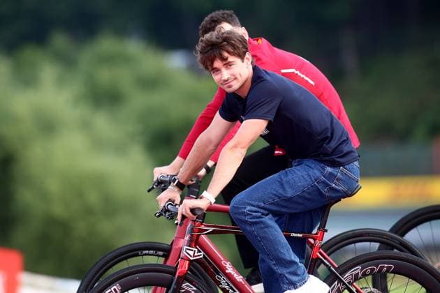 24.07.2025, xsvx, Motorsport FIA Formel 1, Großer Preis von Belgien v.l. Charles Leclerc (Ferrari) Startnummer 16 auf der Strecke mit dem Fahrrad (FIA REGULATIONS PROHIBIT ANY USE OF PHOTOGRAPHS as IMAGE SEQUENCES and or QUASI-VIDEO) Spa