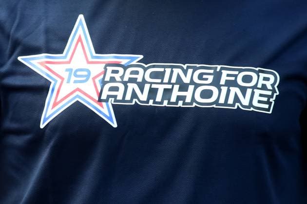 24.07.2025, xsvx, Motorsport FIA Formel 1, Großer Preis von Belgien v.l. Shirt T-Shirt zum Gedenken an den verstorbenen Anthoine Hubert (FIA REGULATIONS PROHIBIT ANY USE OF PHOTOGRAPHS as IMAGE SEQUENCES and or QUASI-VIDEO) Spa