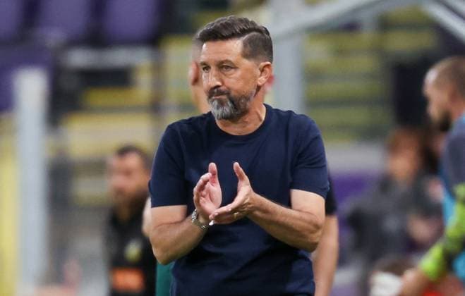 Anderlecht s head coach Besnik Hasi celebrates after winning a soccer game between Belgian soccer team RSC Anderlecht and the swedisch soccer team BK Hacken, in Anderlecht, Thursday 24 July 2025, in the second qualifying round (1st leg) of the 2025-2026 UEFA Europa League. VIRGINIExLEFOUR  x129953153x