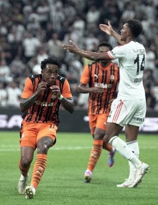 Besiktas v Shakhtar Donetsk - UEFA Europa League ISTANBUL, TURKIYE - JULY 24: Shakhtar Donetsk player Kevin (11) celebrates after scoring a goal during the UEFA Europa League second qualifying round first leg match against Besiktas at Tupras Stadium in Istanbul, Turkiye, on July 24, 2025. Esra Bilgin Anadolu Istanbul Turkey. Editorial use only. Please get in touch for any other usage.  Copyright: x2025xAnadoluxEsraxBilginx