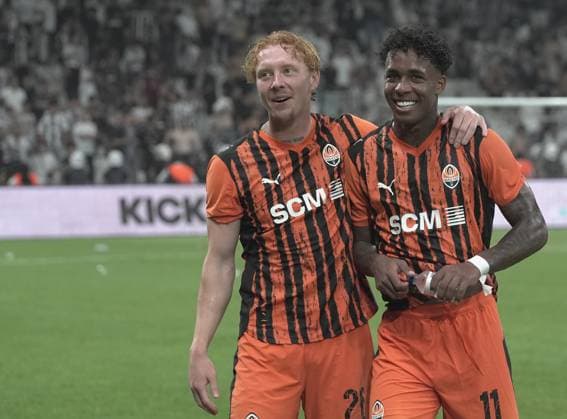 Besiktas v Shakhtar Donetsk - UEFA Europa League ISTANBUL, TURKIYE - JULY 24: Kevin (11) of Shakhtar Donetsk celebrates after scoring a goal with his teammate during the UEFA Europa League second qualifying round first leg match against Shakhtar Donetsk at Tupras Stadium in Istanbul, Turkiye, on July 24, 2025. Esra Bilgin Anadolu Istanbul Turkey. Editorial use only. Please get in touch for any other usage.  Copyright: x2025xAnadoluxEsraxBilginx
