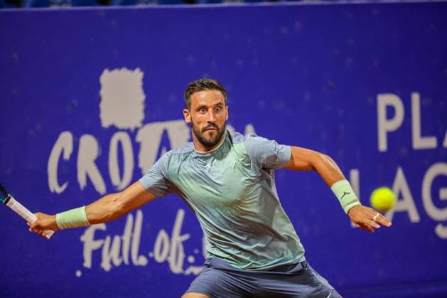 Umag, Croatia, 240725. 35th Plava Laguna Croatia Open Umag. Quarterfinal tennis match between Bosnian Damir Dzumhur and Frenchman Titouan Droguet. Photo: Goran Sebelic CROPIX Copyright: xxGoranxSebelicx dzumhur_droguet15-240725