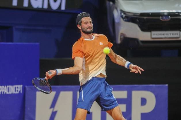 Umag, Croatia, 240725. 35th Plava Laguna Croatia Open Umag. Quarterfinal tennis match between Bosnian Damir Dzumhur and Frenchman Titouan Droguet. Photo: Goran Sebelic CROPIX Copyright: xxGoranxSebelicx dzumhur_droguet29-240725