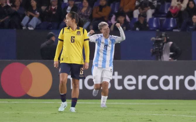 COPA AMERICA FEMENINA ECUADOR VS ARGENTINA 24 de julio del 2025 Encuentro entre Ecuador VS Argentina por Copa AmÃ rica Femenina en el estadio Banco Guayaquil. QUITO PICHINCHA ECUADOR Copyright: xHENRYxLAPOx