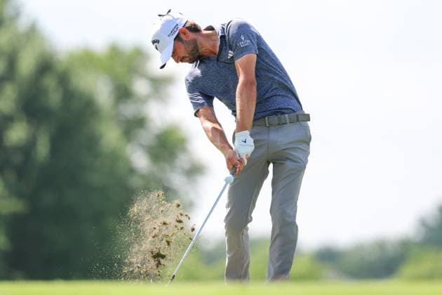 July 24th, 2025: Noah Goodwin of the United States hits his shot on the fourth tee during the first round of the 3M Open 2025 at TPC Twin Cities on July 24, 2025 in Blaine, Minnesota. -CSM Blaine USA - ZUMAc04_ 20250724_zma_c04_275 Copyright: xStevenxGarciax