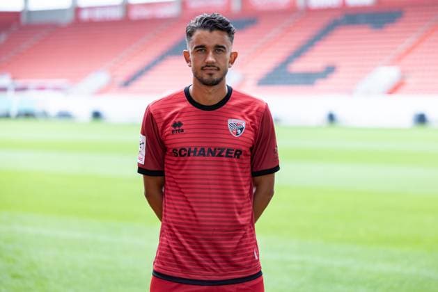FC Ingolstadt 04; 3.Liga, Porträttermin 2025 2026, Fredrik Carlsen (8, FCI) 3. Liga - FC Ingolstadt 04 Saison 2025 2026