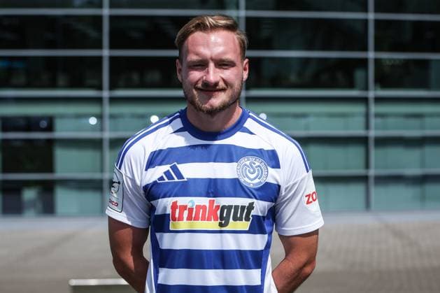 Fussball, 3.Liga Saison 2025 2026 Team- und Porträtfototermin MSV Duisburg 24.07.2025, schauinsland-reisen-arena Florian Egerer (MSV Duisburg, 28) Duisburg schauinsland-reisen-arena Nordrhein-Westfalen Deutschland