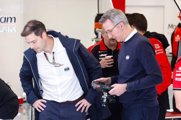 F1 - BELGIAN GRAND PRIX 2025 FIA staff at Haas F1 Team looking at steering wheel, volant, during the 2025 Formula 1 Belgian Grand Prix, 13th round of the 2025 FIA Formula One World Championship, WM, Weltmeisterschaft from July 25 to 27, 2025 on the Circuit de Spa-Francorchamps, in Stavelot, Belgium - StavelotBelgium  Copyright: xJavierxJimenezx