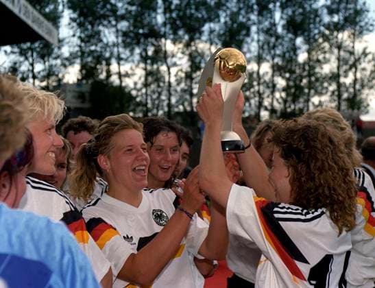 Aalborg, Danmark 19910714 Fotball-EM for kvinner i Alborg. Finalen ble vunnet av Tyskland. Norge-Tyskland 1-3. Tyskland Aalborg, Danmark 19910714 Fotball-EM for kvinner i Alborg. Finalen ble vunnet av Tyskland. Norge-Tyskland 1-3. Tyskland jubler etter seieren. Foto: Agnete Brun NTB Alborg Danmark Denmark EDITORIAL USE ONLY Ref:_SPOkzCi6_0YLn8.jpg *** Aalborg, Denmark 19910714 Womens European Football Championship in Aalborg The final was won by Germany Norway Germany 1 3 Germany cheers after the victory Photo Agnete Brun NTB Alborg Denmark Denmark EDITORIAL USE ONLY  EDITORIAL USE ONLY. RESTRICTED USE FOR BETTING COMPANIES Ref:0240116083st.jpg *** Aalborg, Denmark 19910714 Womens European Football Championship in Aalborg The final was won by Germany Norway Germany 1 3 Germany Aalborg, Denmark 19910714 Womens European Football Championship in Aalborg The final was won by Germany Norway Germany 1 3 Germany cheers after the victory Photo Agnete Brun NTB Alborg Denmark Denmark EDITORIAL USE ONLY Ref SPOkzCi6 0YLn8 jpg Aalborg, Denmark 19910714 Womens European Football Championship in Aalborg The final was won by Germany Norway Germany 1 3 Germany cheers after the victory Photo Agnete Brun NTB Alborg Denmark Denmark EDITORIAL USE ONLY  EDITORIAL USE ONLY RESTRICTED USE FOR BETTING COMPANIES  Copyright: xIMAGO NTBx