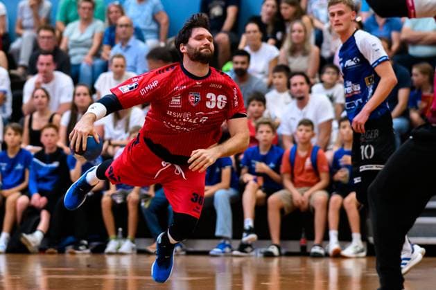 Bietigheim: HBL - 25 26 - Testspiel - TSV Weinsberg - SG BBM Bietigheim Jonathan Fischer (Bietigheim) Bietigheim-Bissingen Sporthalle am Viadukt Baden-Württemberg Deutschland