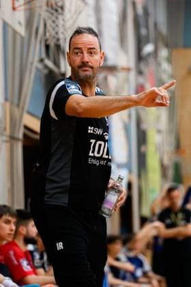 Bietigheim: HBL - 25 26 - Testspiel - TSV Weinsberg - SG BBM Bietigheim Trainer Iker Romero (Bietigheim) Bietigheim-Bissingen Sporthalle am Viadukt Baden-Württemberg Deutschland