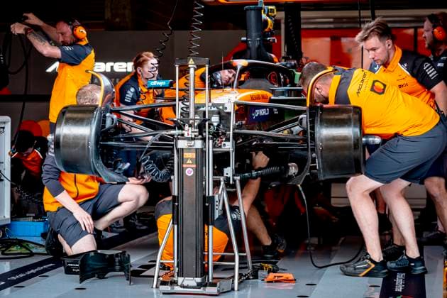 pitbox of Formule 1 driver Oscar Piastri of McLaren during the free practice Grand Prix Formula 1 Spa Francorchamps 2025 at the Circuit Spa Francorchamps for the Formula 1 MoÃ«t & Chandon Belgium Grand Prix 2025 season 2025-2026 in SPA, Belgium on 25 july 2025, (photo by Marcel van Dorst EYE4images DeFodi Images)