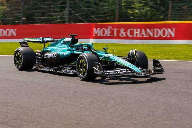 Lance Stroll (Aston Martin Aramco Formula One Team, 18) mit seinem Auto auf der Strecke, Grosser Preis von Belgien, Motorsport, Formel 1, Saison 2025, 25.07.2025 Grosser Preis von Belgien, Motorsport, Formel 1, Saison 2025, 25.07.2025 Spa Franchorchamps Copyright: xEibner-Pressefoto AlexanderxNeisx EP_ANS