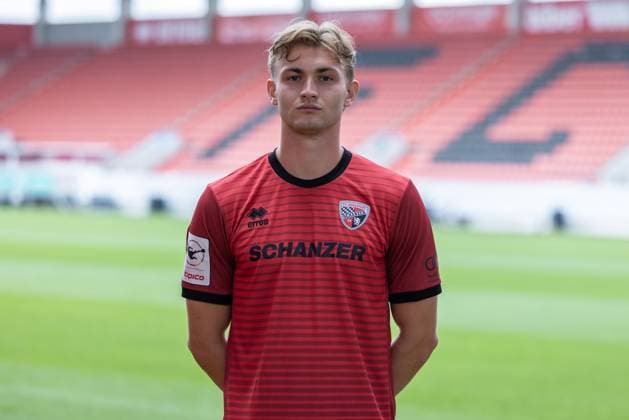 Jasper Maljojoki (23, FCI) ; FC Ingolstadt 04; 3.Liga, Porträttermin 2025 2026; Headshot, Headshots, Porträt, Vorstellung, Präsentation, Pressetermin, Fußball, GER 3. Liga - FC Ingolstadt 04 Saison 2025 2026