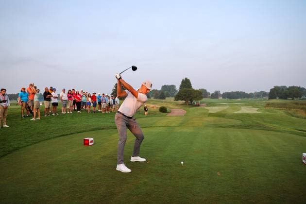 July 25th, 2025: Matti Schmid of Germany hits his shot on the first tee during the second round of the 3M Open 2025 at TPC Twin Cities on July 25th, 2025 in Blaine, Minnesota. -CSM Blaine USA - ZUMAc04_ 20250725_zma_c04_074 Copyright: xStevenxGarciax