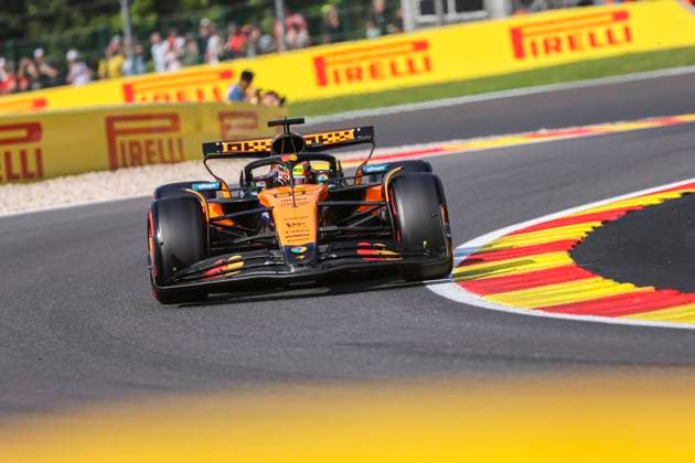 F1 Grand Prix Of Belgium - SPRINT QUALIFYING Oscar Piastri of Australia driving the race car No 81, a McLaren MCL39 with a Mercedes engine power unit of McLaren Formula 1 Team on track during Sprint qualifying ahead of the F1 Grand Prix of Belgium at Circuit de Spa-Francorchamps in Spa, Belgium on July 25, 2025 Spa Belgium  Copyright: xNicolasxEconomoux originalFilename:economou-notitle250725_npXGE.jpg